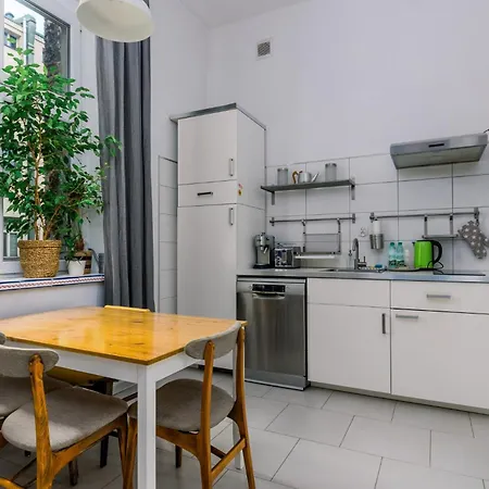 Plac Grunwaldzki Cosy By Bookinghost Apartmán
