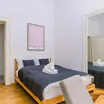 Apartment Plac Grunwaldzki Cosy By Bookinghost *