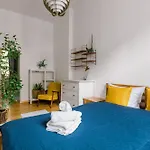 Plac Grunwaldzki Cosy By Bookinghost