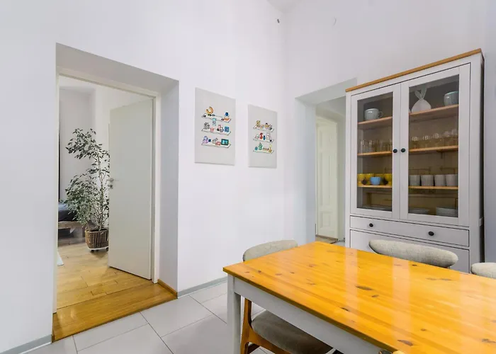 Apartman Plac Grunwaldzki Cosy By Bookinghost